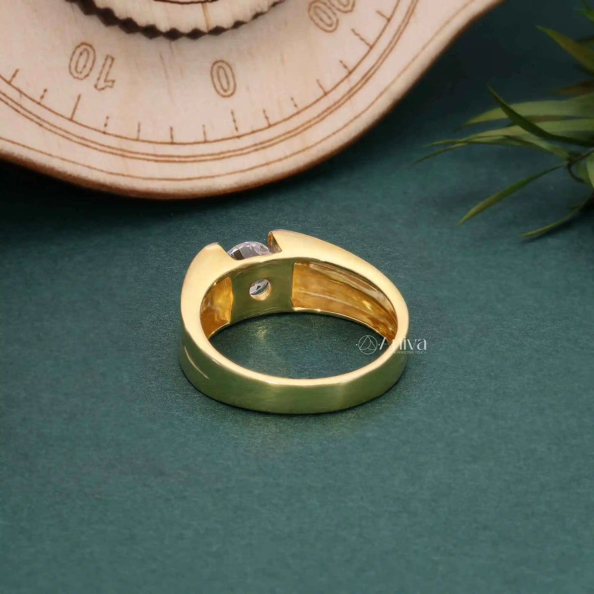 Unisex Ethnic Design Brilliant Cut Solitaire 0.9ct Diamond Engagement Ring 18K Gold Plated Yellow/White/Rose GIA Fashion