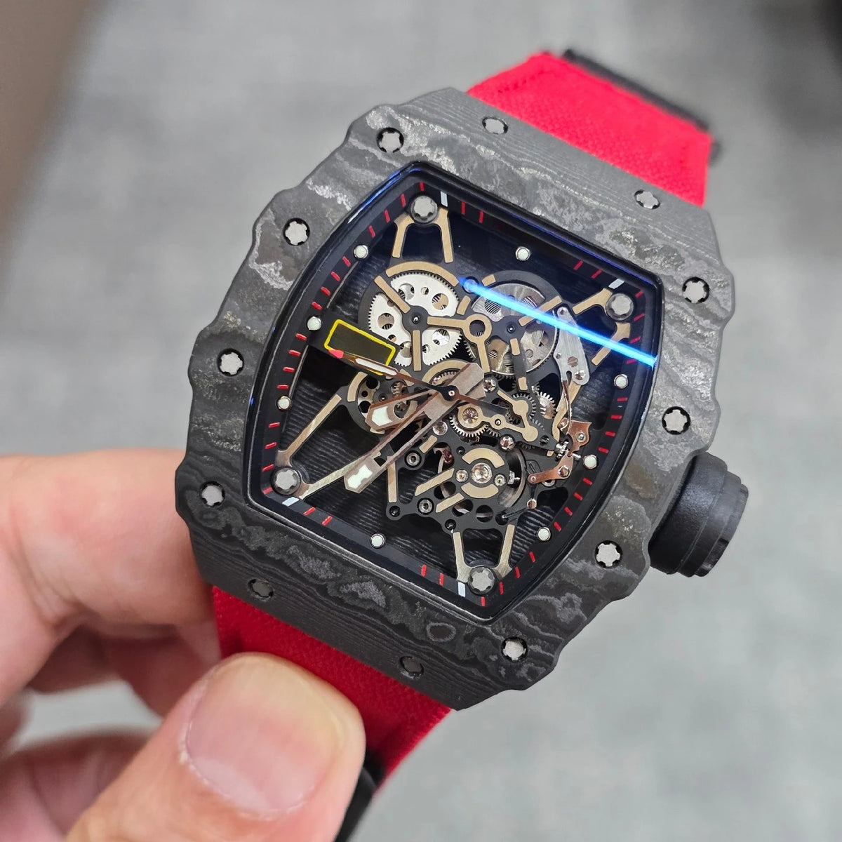Latest 3501Tonneau Black Carbon Fiber Tourbillon Watch Luxury Men's Business Sports Leisure Watch