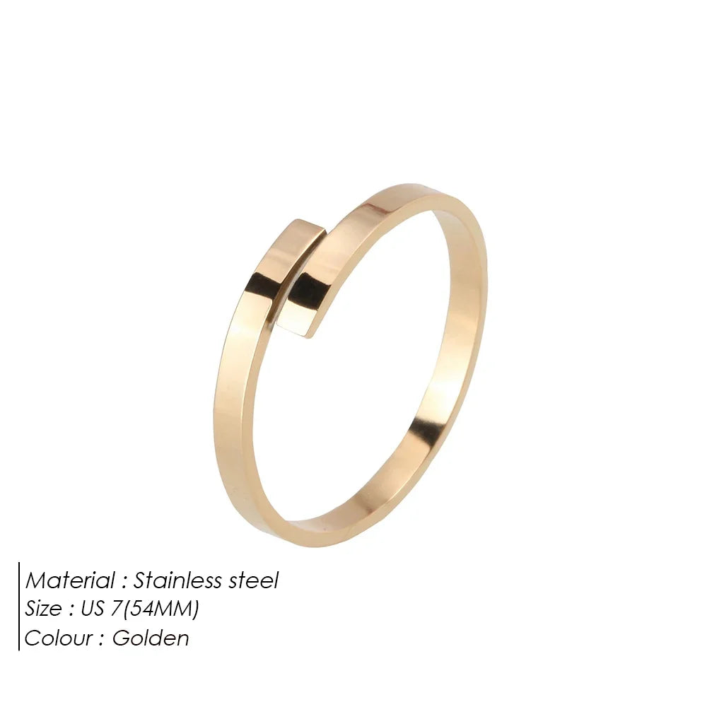 EManco Gold Color Stainless Steel Minimalist Style Geometric Stackable Ring for Dating Social Delicate Fashionable